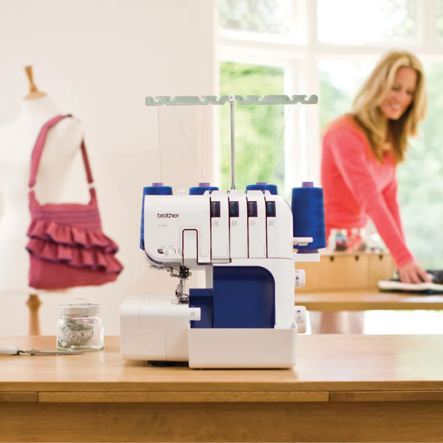 Surjeteuse - raseuse 3/4 fils BROTHER 4234D – Image 7