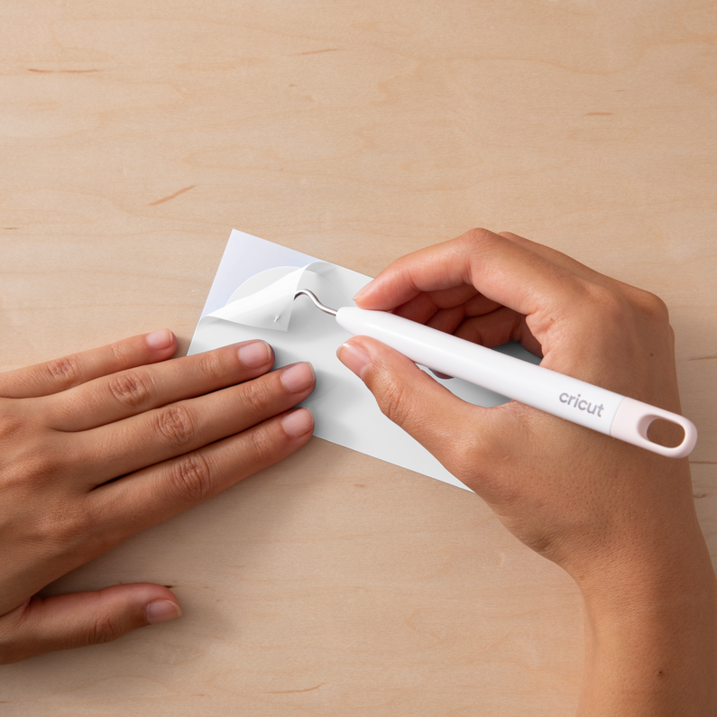 CRICUT 2010176 - Thermocollant à couleur changeante activé par les UV, blanc - violet – Image 4